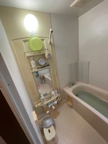 ウエーブ＆スプレー水流で節水しながら軽快な浴び心地　目黒区N様邸